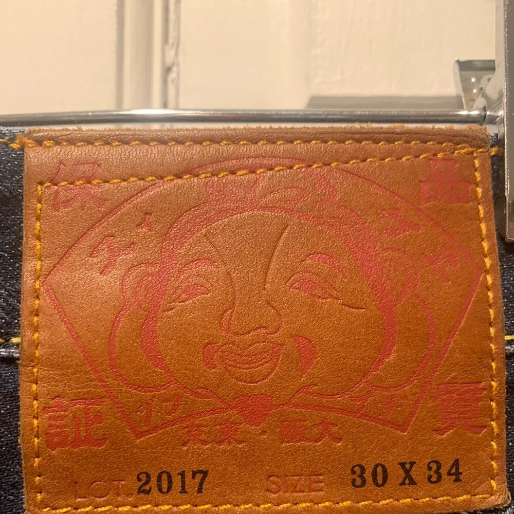 Evisu~ (Retail:  $385.) Cool Jeans - Picture 4 of 16